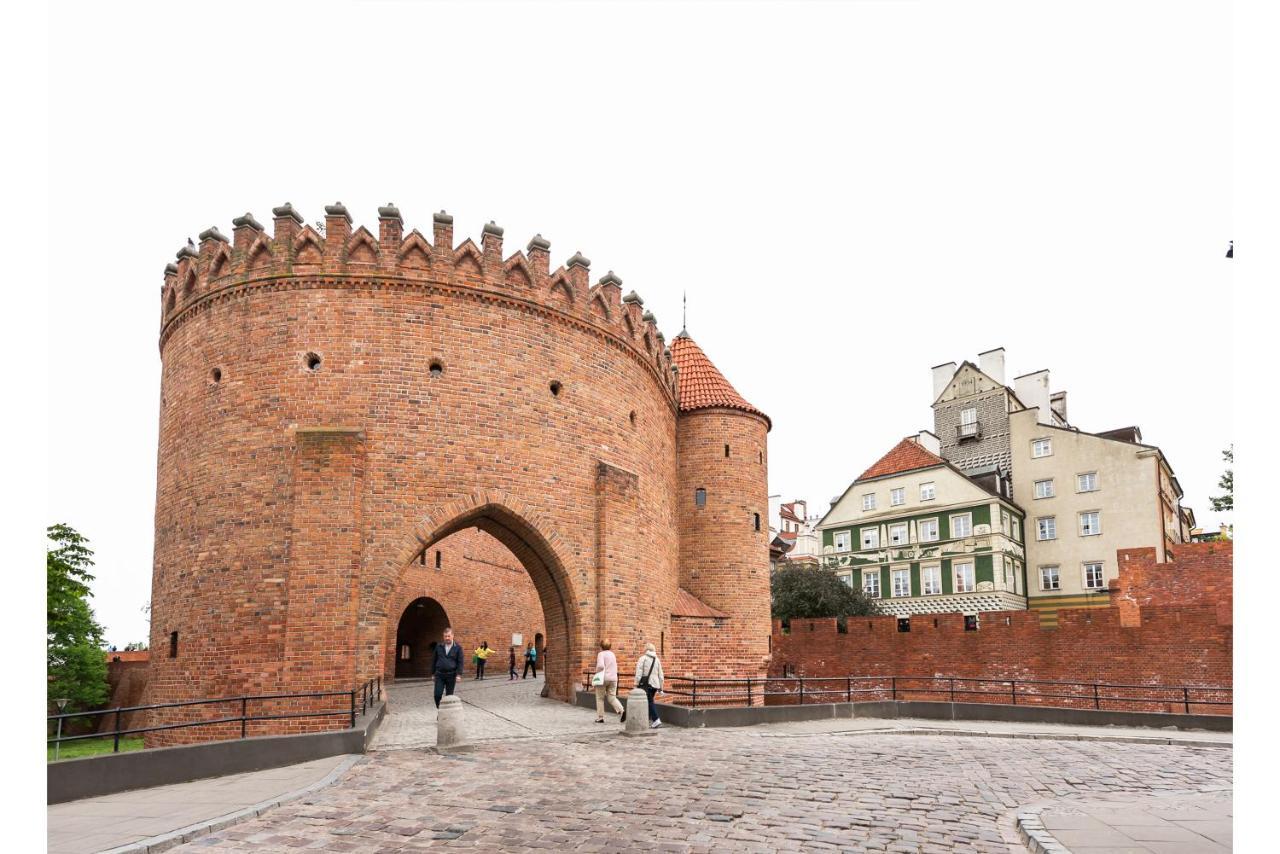 Old Town Market Place Penthouse Apartament